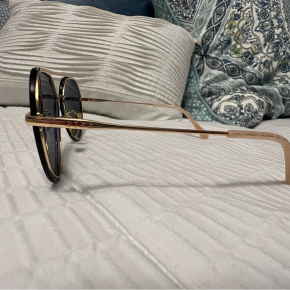 DIFF Eyewear Radiator sunglasses with case - Picture 7 of 8